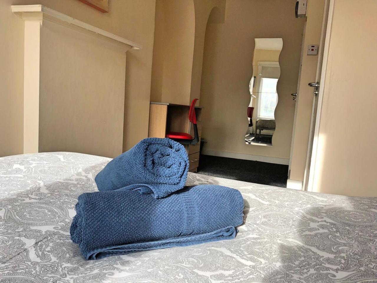 Harley Rooms - Private Double Rooms With Shower Шефилд Екстериор снимка